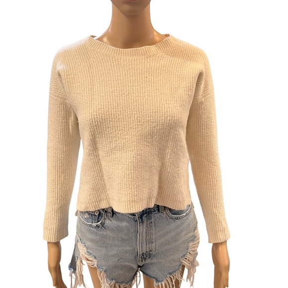 Wilfred Sweaters - Super cute Wilfred cropped wool sweater